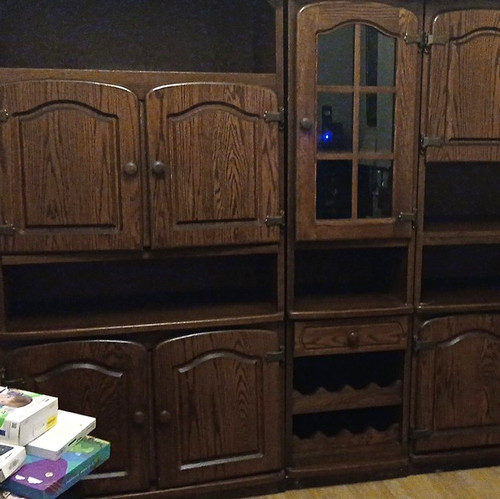 Freestanding brown wood wall - freestanding,