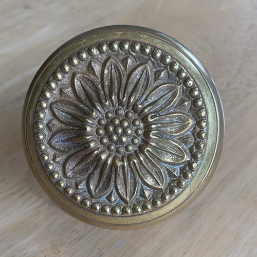 Antique anatolica daisy - daisy, brass